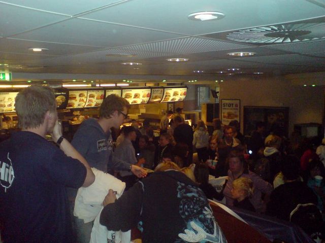 Skovmand og Bue på McDonald's i Ålborg